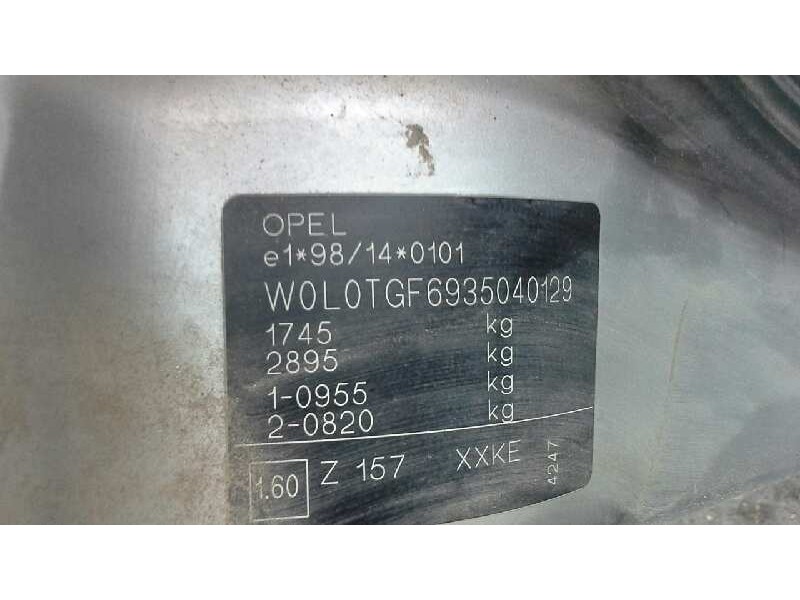 opel astra g berlina del año 2002