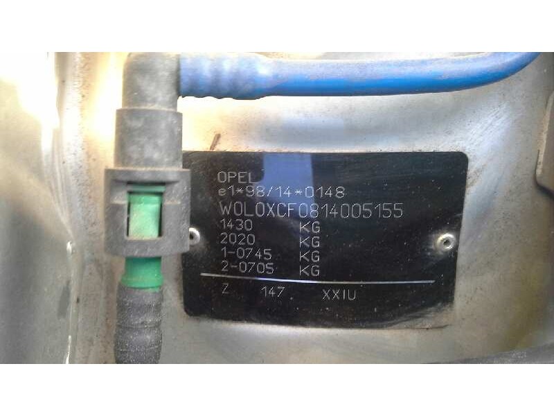 opel corsa c del año 2001