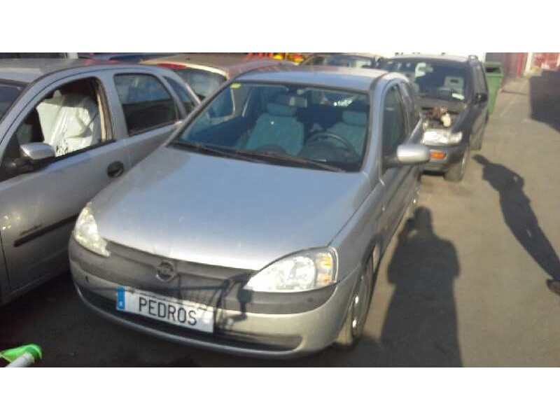 opel corsa c del año 2001