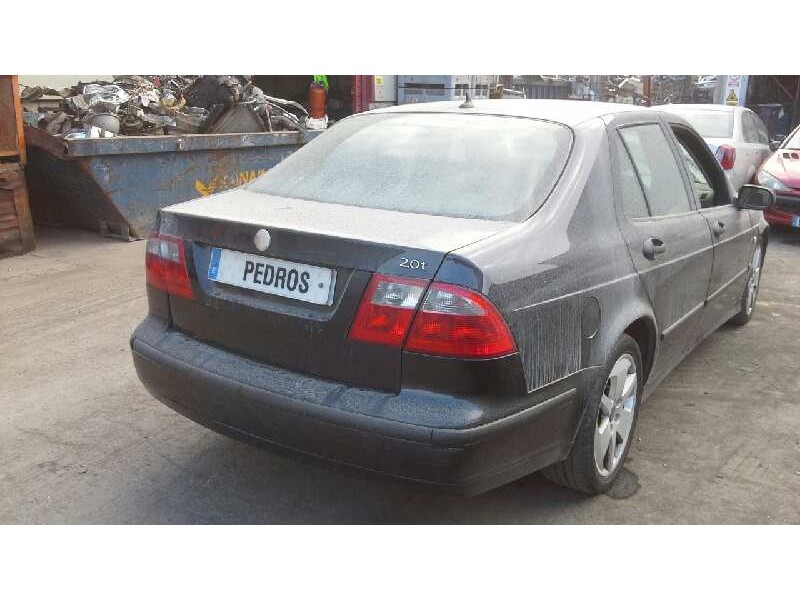 saab 9-5 berlina del año 2003