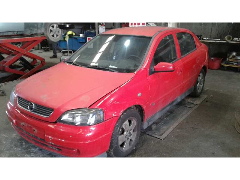 opel astra g berlina del año 2003