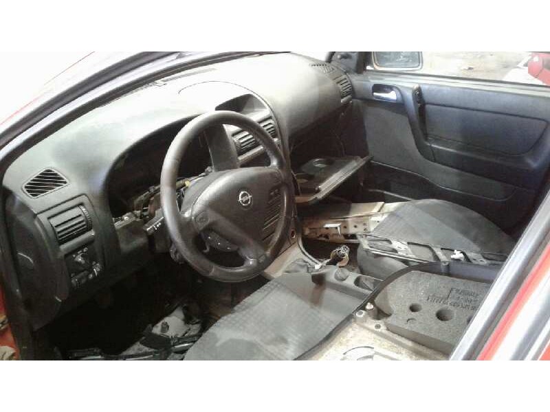 opel astra g berlina del año 2003