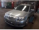 TOYOTA AVENSIS BERLINA (T25)