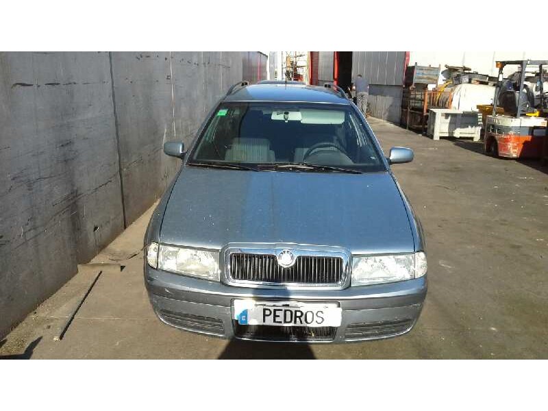 skoda octavia combi (1u5) del año 2003