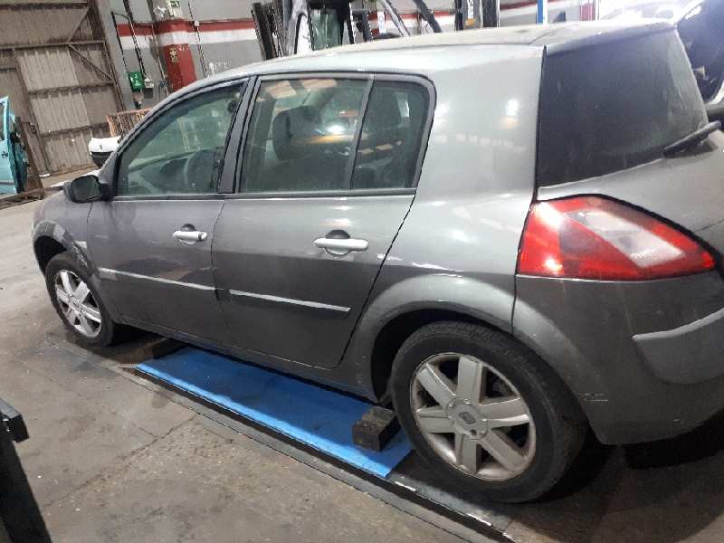 renault megane ii berlina 5p del año 2002