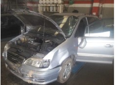 hyundai trajet (fo) del año 2004