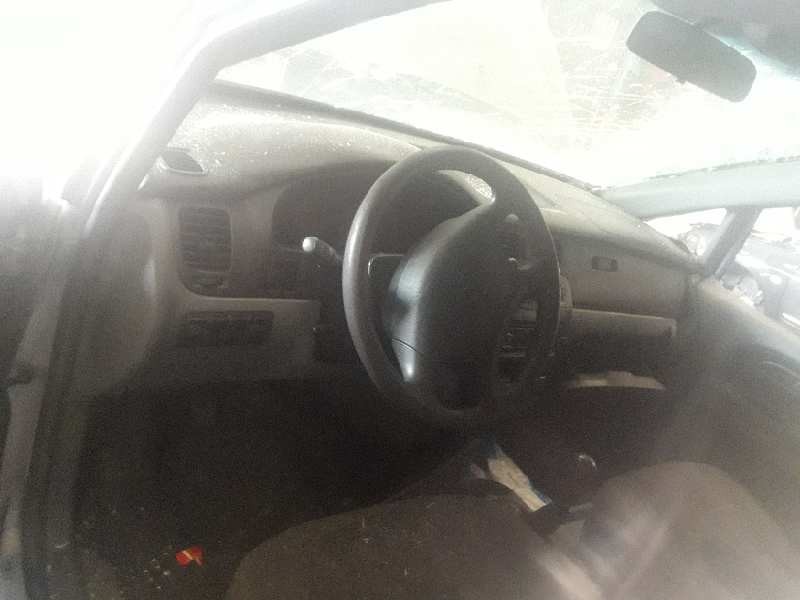 hyundai trajet (fo) del año 2004