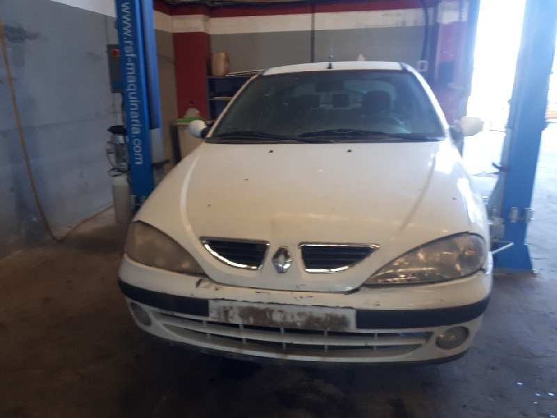 renault megane i fase 2 berlina (ba0) del año 2000