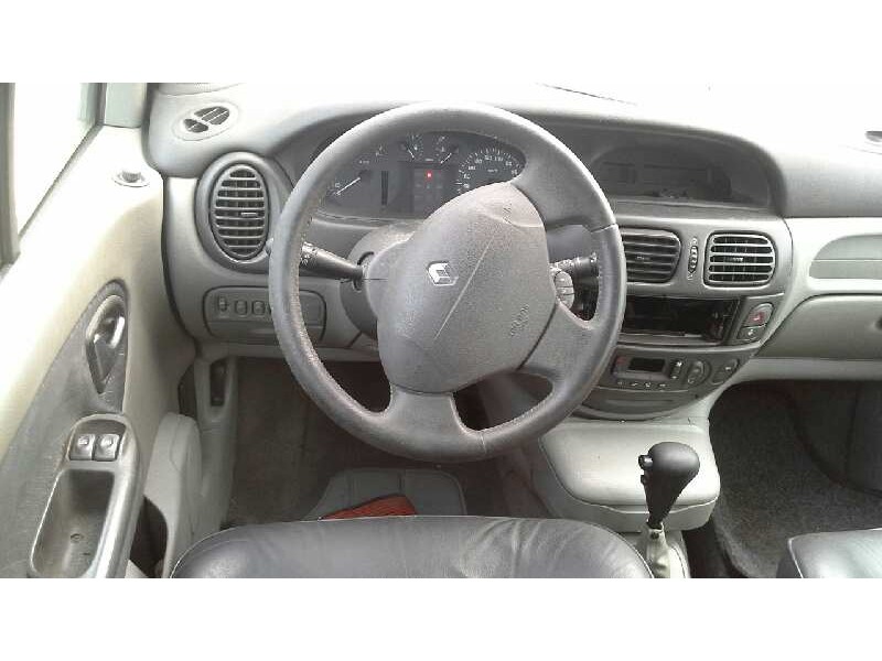 renault scenic (ja..) del año 2003