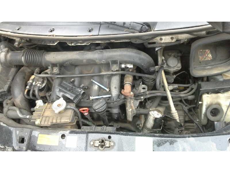 mercedes-benz vito (w638) caja cerrada del año 1999