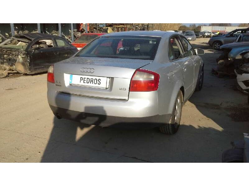 audi a4 berlina (8e) del año 2004