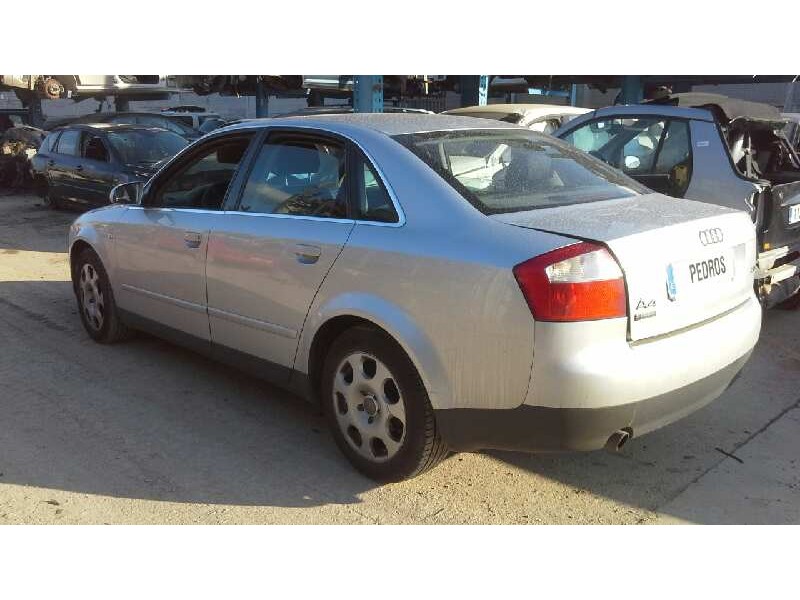 audi a4 berlina (8e) del año 2004