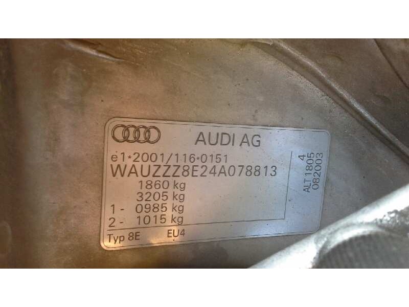 audi a4 berlina (8e) del año 2004