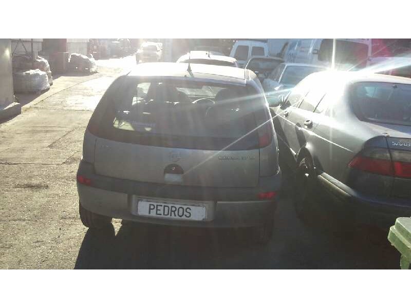 opel corsa c del año 2002