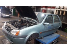 ford fiesta berlina (dx) del año 2001