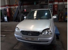 opel corsa b del año 1999