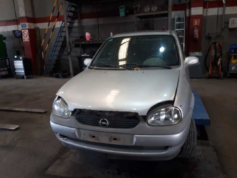 opel corsa b del año 1999
