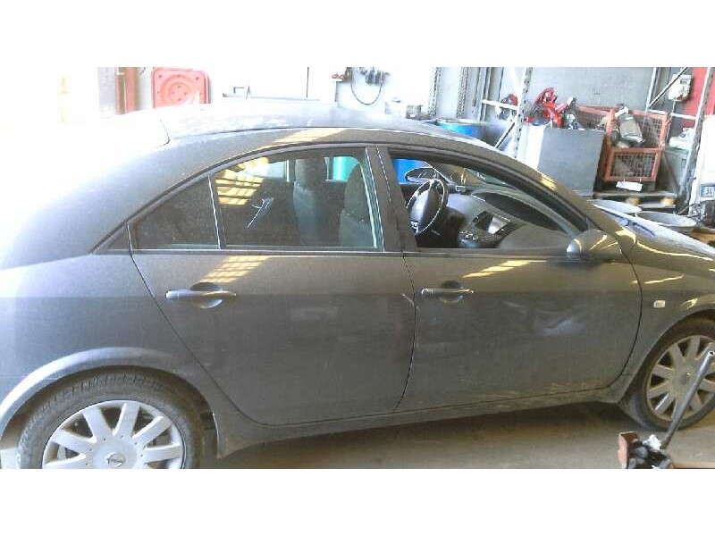 nissan primera berlina (p12) del año 2006