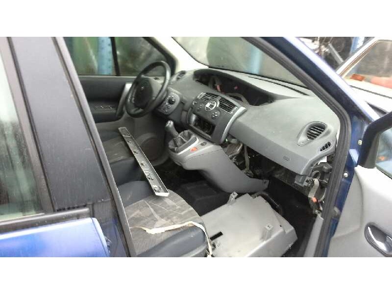 renault scenic ii del año 2004