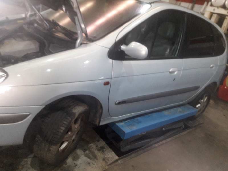 renault scenic (ja..) del año 2001