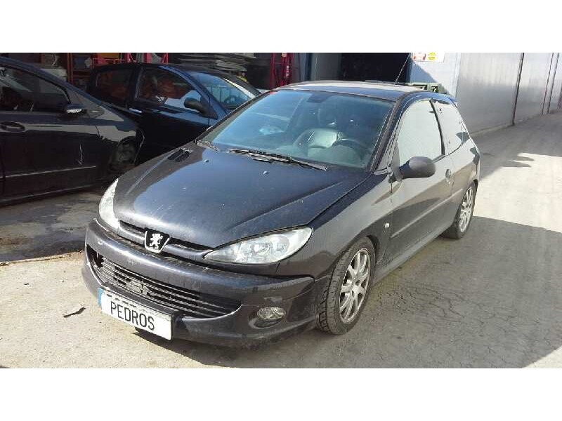 peugeot 206 berlina del año 2005