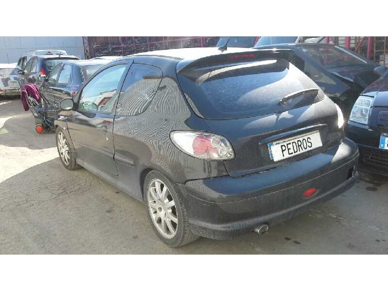 peugeot 206 berlina del año 2005