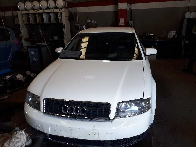 audi a4 berlina (8e) del año 2001