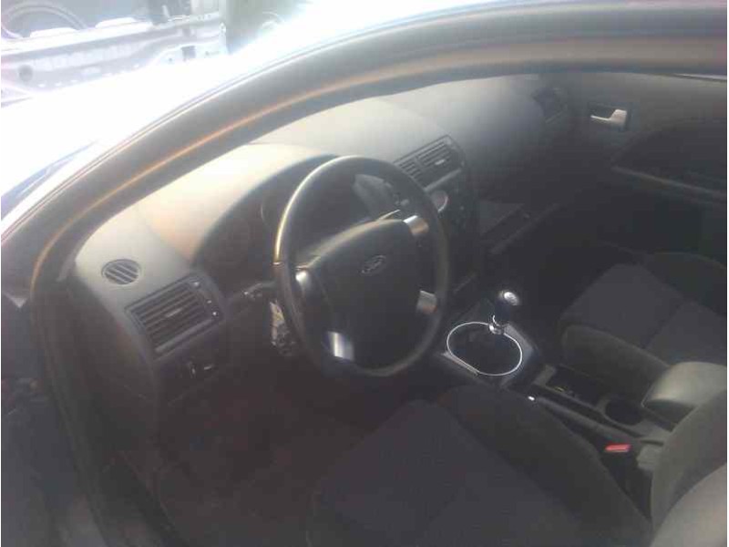 ford mondeo berlina (ge) del año 2000