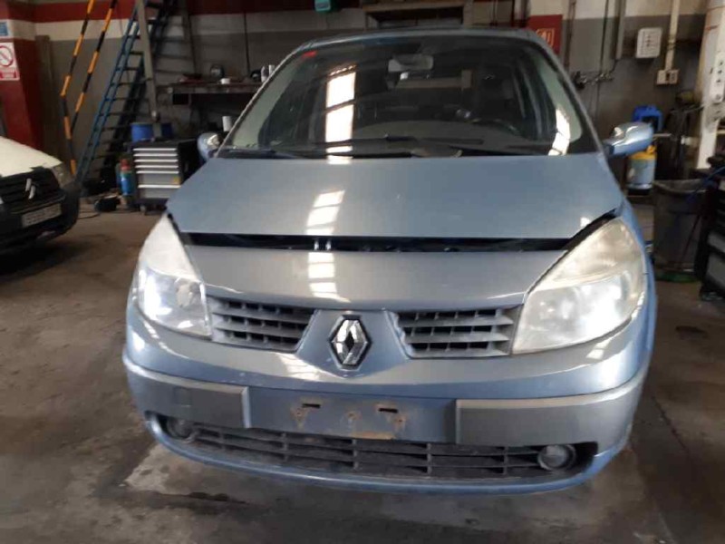 renault scenic ii del año 2005