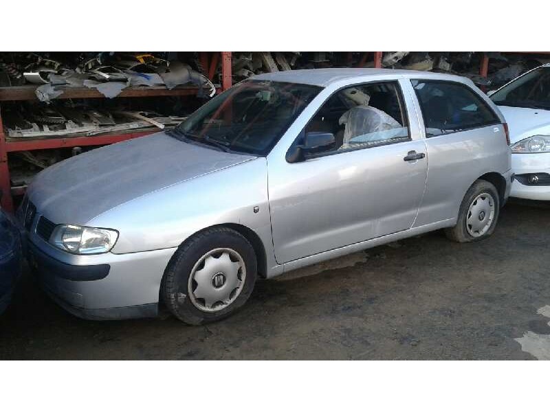 seat ibiza (6k1) del año 2001