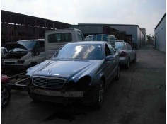 mercedes-benz clase e (w211) berlina del año 1950