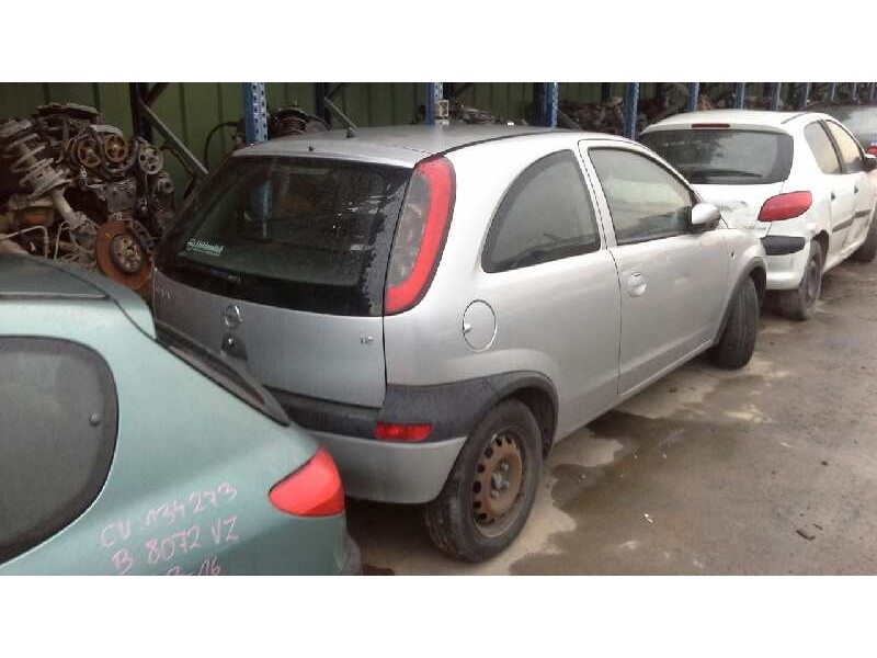 opel corsa c del año 2002