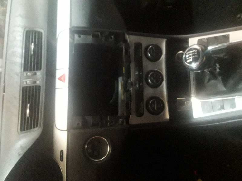 volkswagen passat variant (3c5) del año 2007