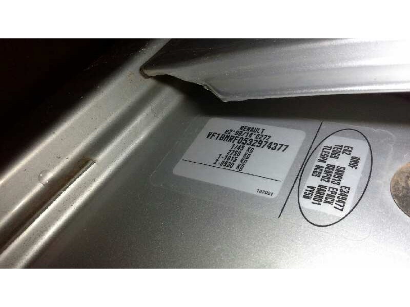 renault megane ii berlina 5p del año 2004