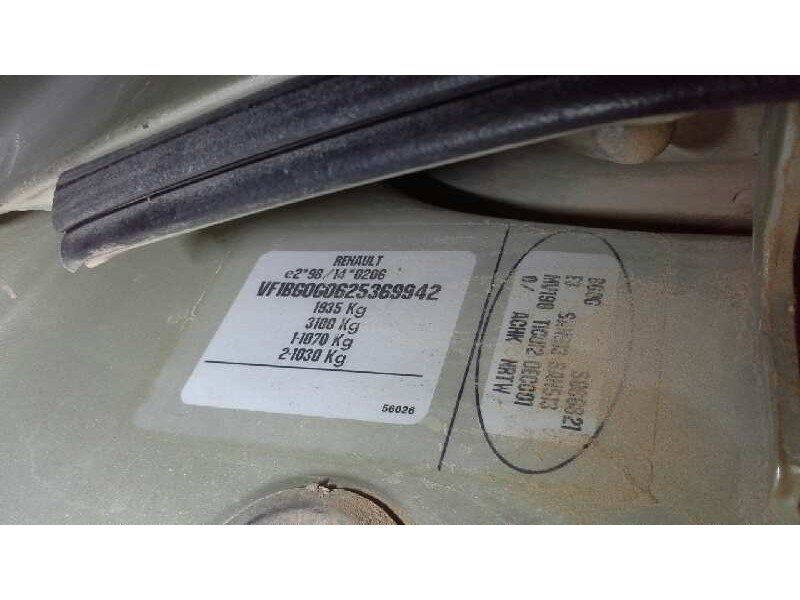 renault laguna ii (bg0) del año 2002