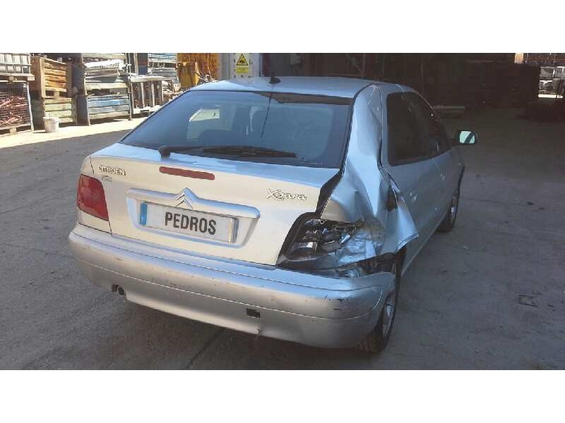 citroën xsara berlina del año 2002