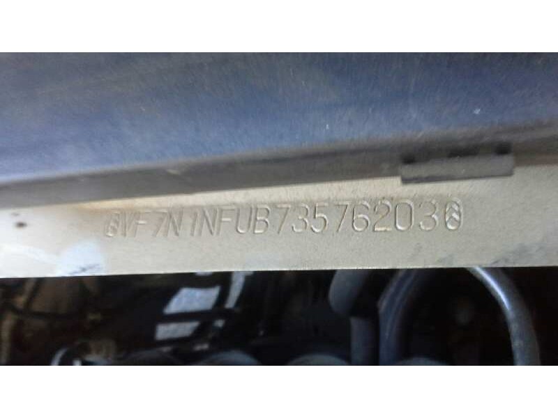 citroën xsara berlina del año 2002