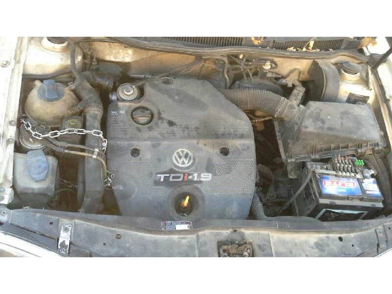 volkswagen golf iv berlina (1j1) del año 1999