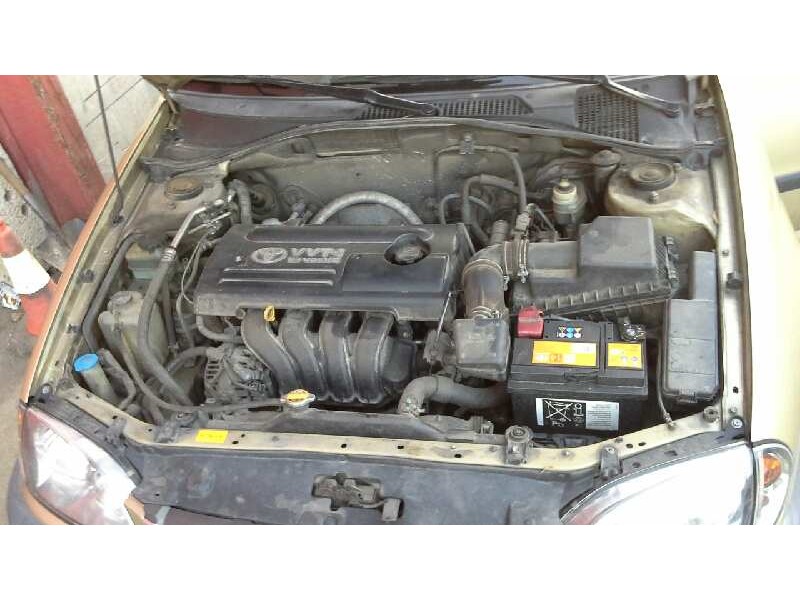 toyota avensis berlina (t 22) del año 2002