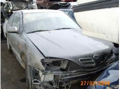 nissan primera berlina (p11) del año 2001