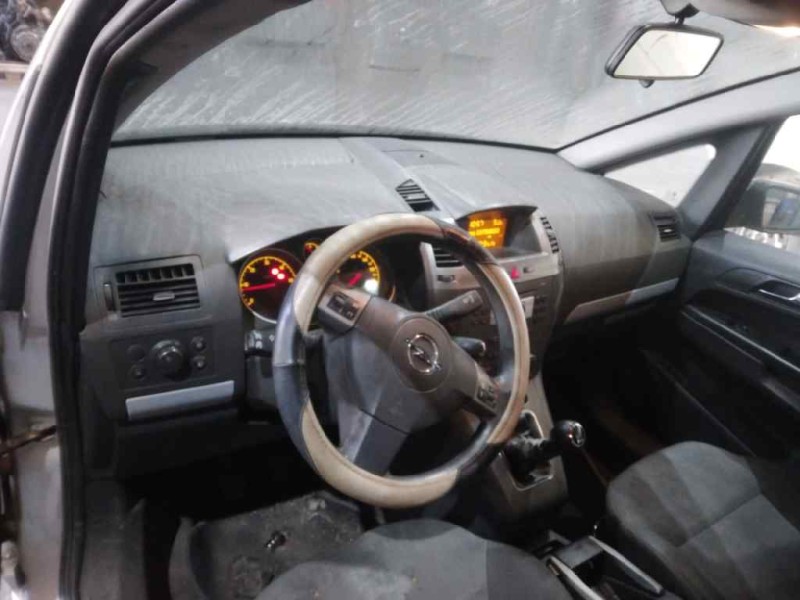 opel zafira b del año 2006