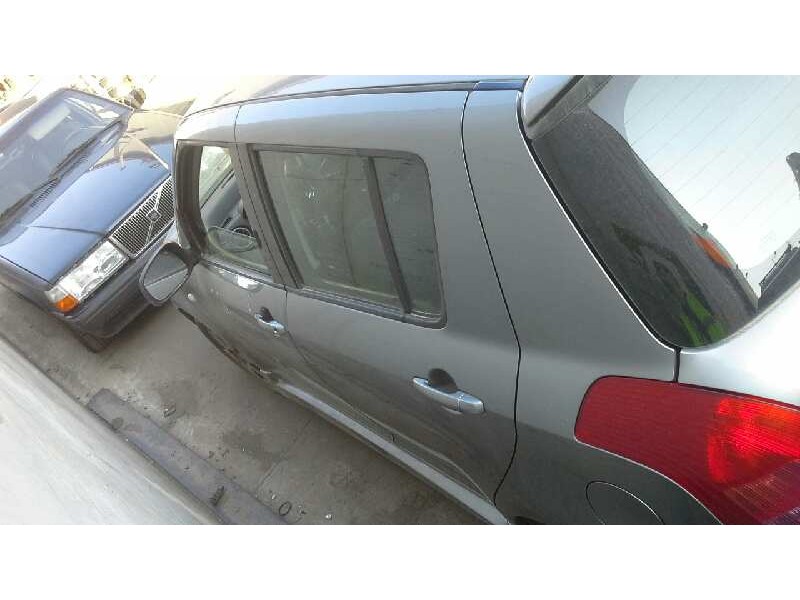 suzuki swift berlina (mz) del año 2006