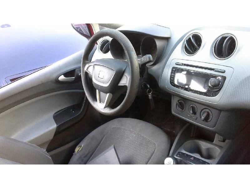 seat ibiza (6j5) del año 2010