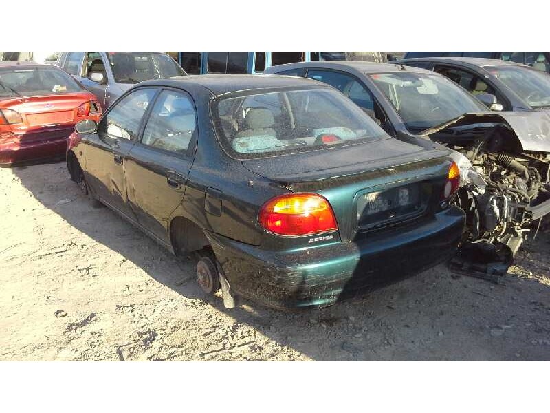 kia sephia ll del año 2000