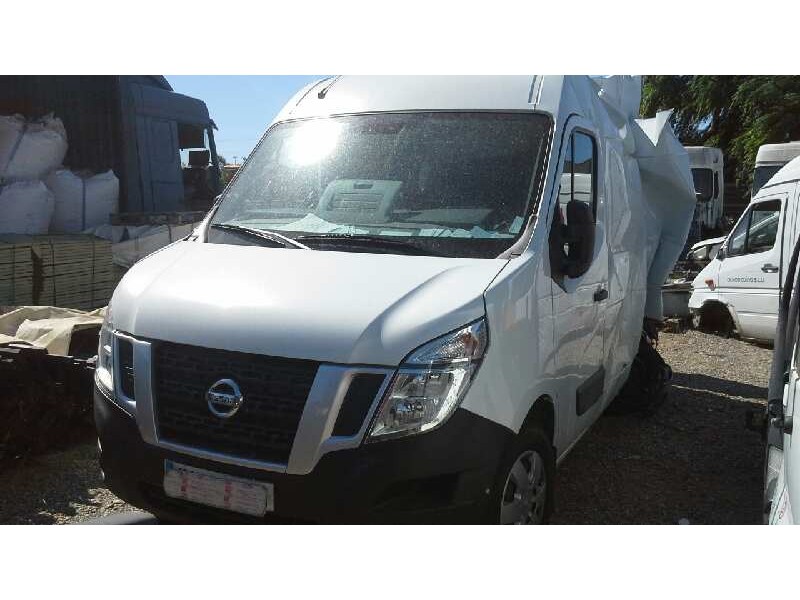 nissan nv 400 del año 2016