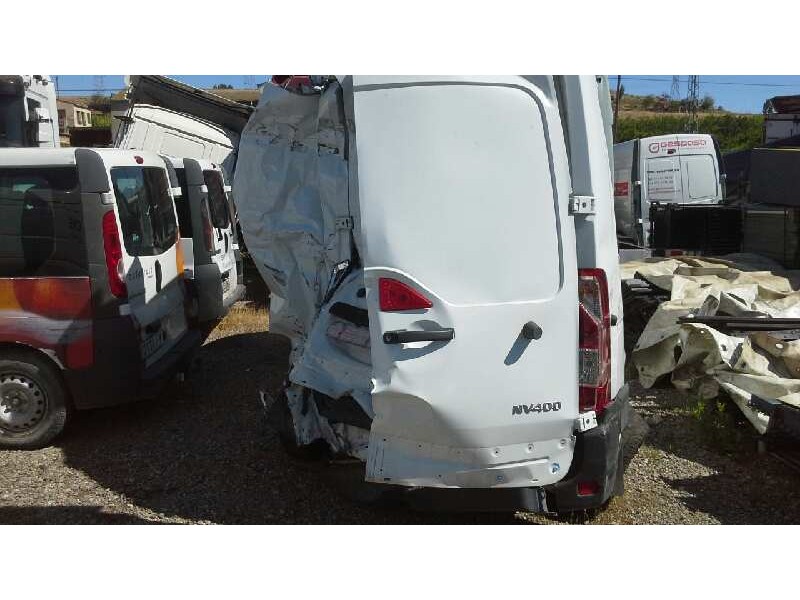 nissan nv 400 del año 2016