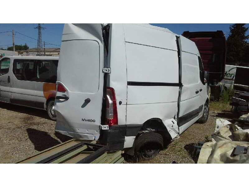 nissan nv 400 del año 2016