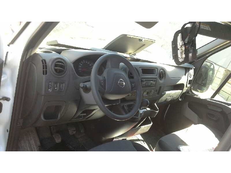 nissan nv 400 del año 2016