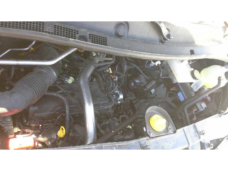 nissan nv 400 del año 2016