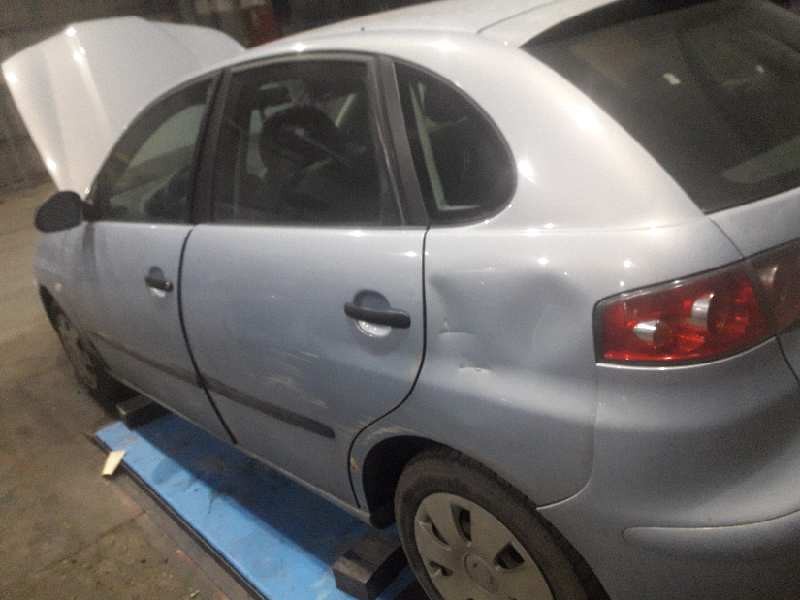 seat ibiza (6l1) del año 2003